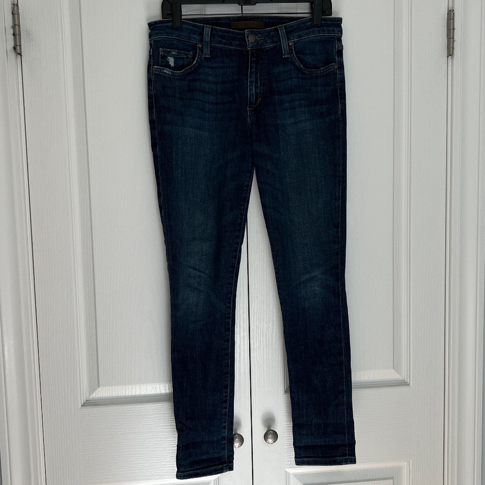 Joe's Leanne Rolled Crop distressed Mid Rise Jeans Size 29